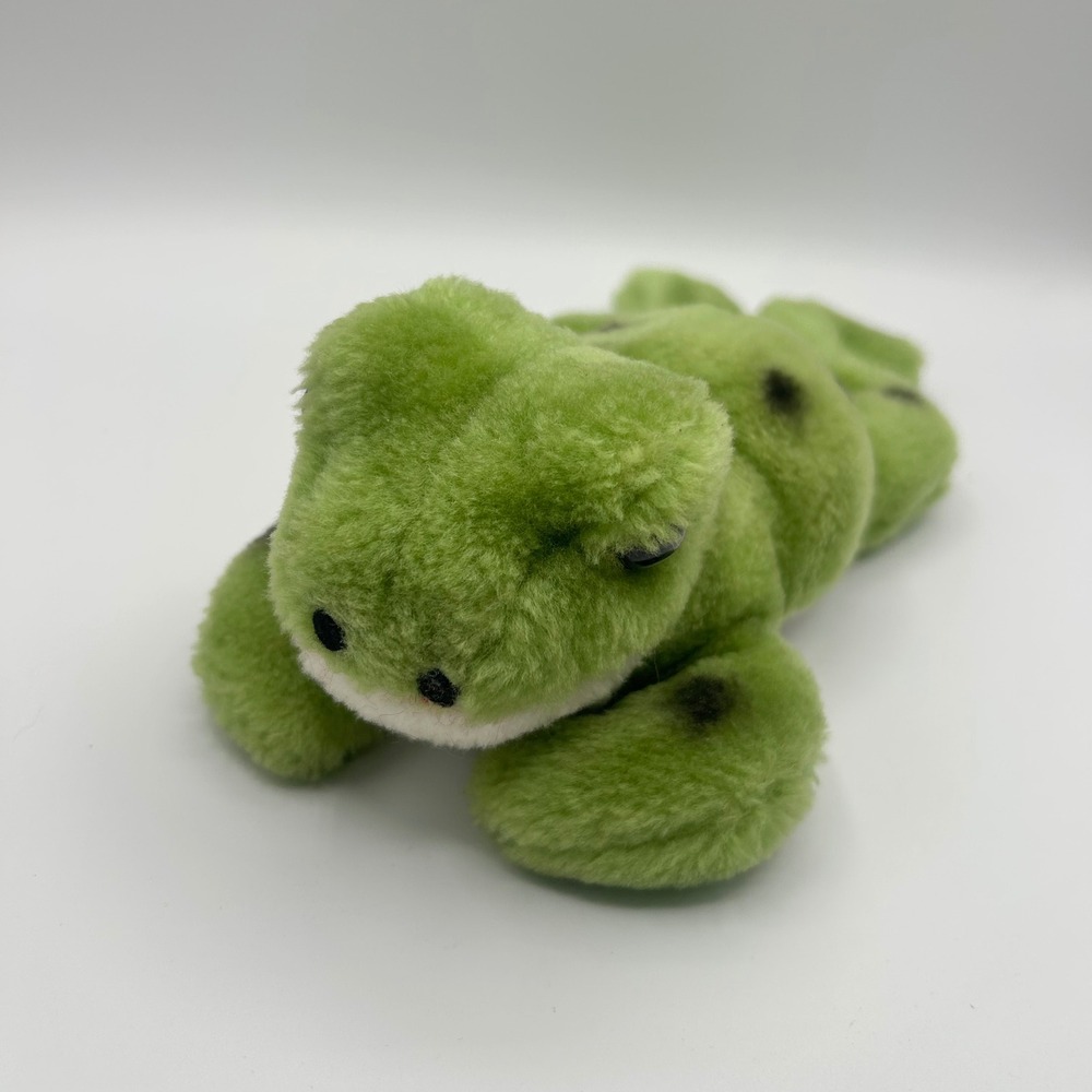 Vintage 1976 R Dakin & Co Green Spotted Frog Plush Floppy Stuffed Animal Toy
